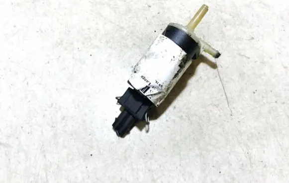 Opel Meriva A Windscreen/windshield washer pump 24439254 374