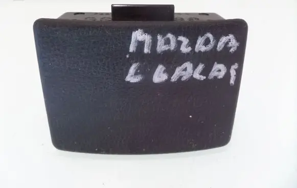 Car ashtray