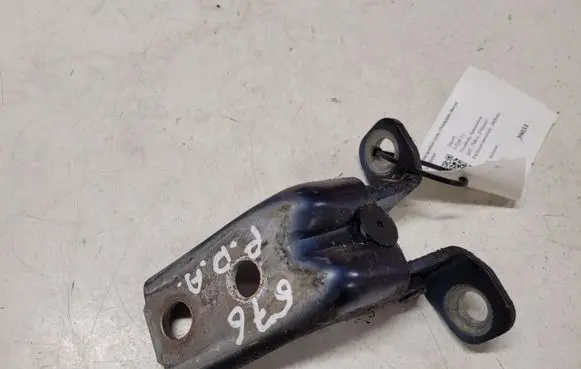 Jaguar S-Type Front door lower hinge 