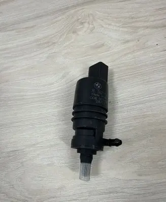BMW X3 F25 Windscreen/windshield washer pump 8362154