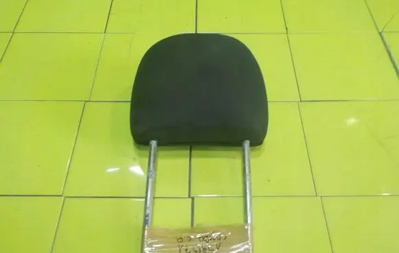Opel Combo D Front seat headrest PRZOD