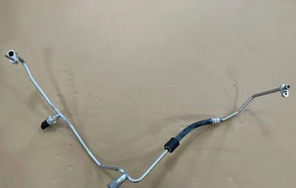 Cupra Formentor Air conditioning (A/C) pipe/hose 5Q0816741C
