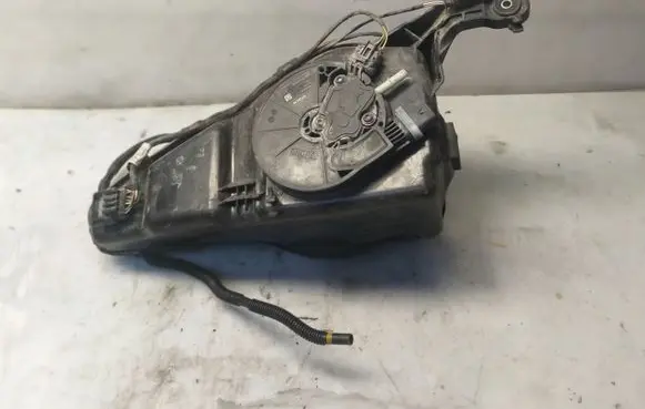 BMW 3 F30 F35 F31 AdBlue liquid reservoir 7294283