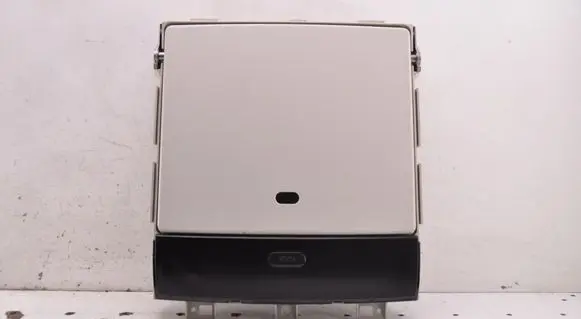 Chrysler Town & Country V Screen/display/small screen P1SR92HDAAB