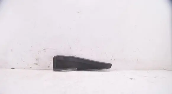 Peugeot 208 I Windshield trim 96748540XT