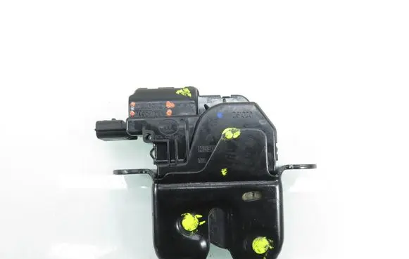 Dacia Duster Tailgate/trunk/boot lock/catch/latch 90503942 40557160