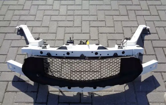 Maserati Quattroporte Front piece kit 