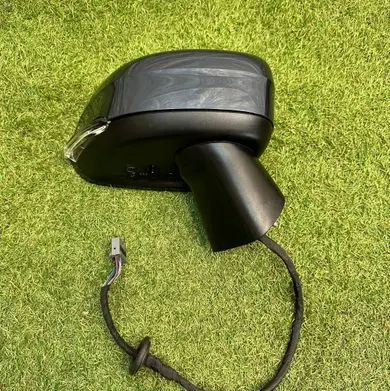 Volvo XC60 Front door electric wing mirror 