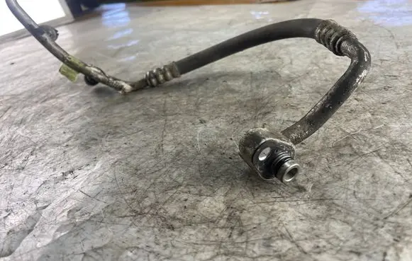 Dodge Caliber Air conditioning (A/C) pipe/hose 05058229