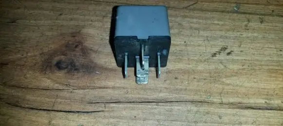 Fiat Bravo - Brava Other relay 7686773 b047