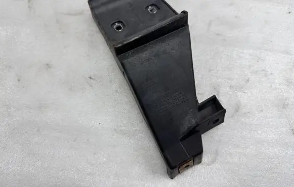 Mercedes-Benz GL X166 Rear bumper mounting bracket A1668850240