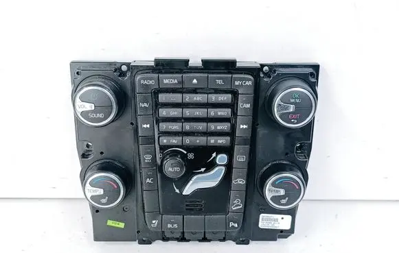 Volvo XC70 Climate control unit 30795271