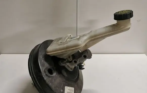 Ford Fusion II Brake booster EG9C2B195