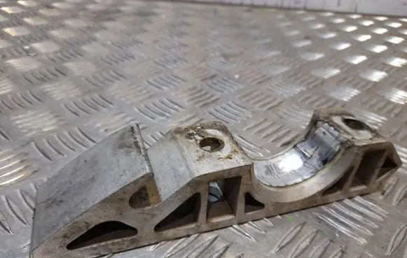 Porsche Cayenne (92A) Sway bar bush bracket, front 7L0411063B 7L0411063