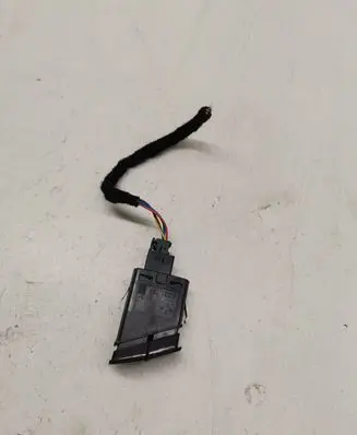 BMW 2 F22 F23 Hazard light switch 9231786
