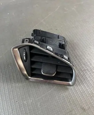 Citroen DS4 Dashboard side air vent grill/cover trim 9676606977 00127530