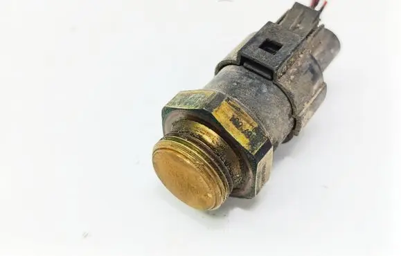 Coolant temperature sensor