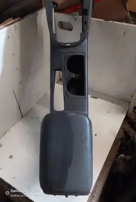 Nissan X-Trail T31 Armrest