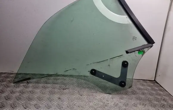 Audi A3 S3 8P Rear side window 8P7845457 43R00082 8H0837175