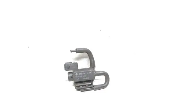 Mercedes-Benz S W221 Turbo solenoid valve 0025401897 72235500