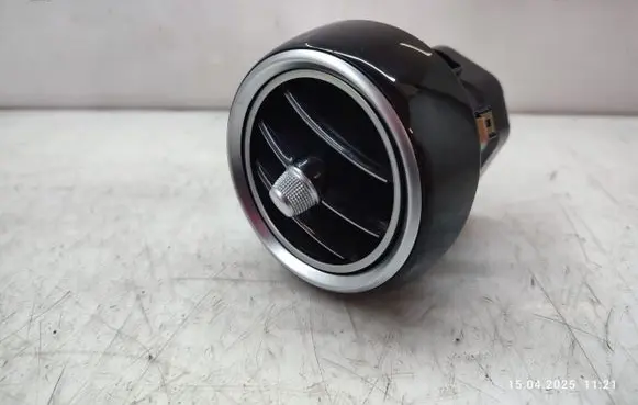 Dash center air vent grill