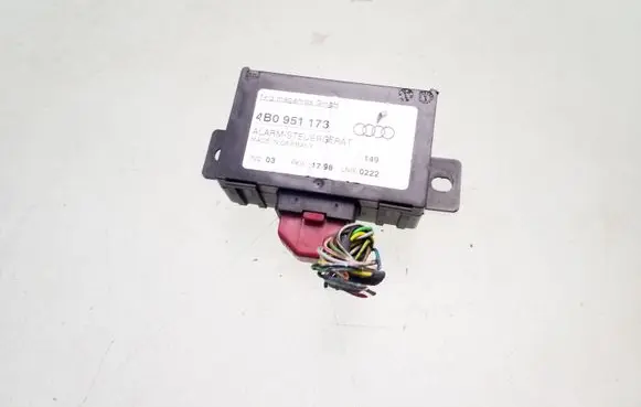 Audi A6 S6 C5 4B Alarm control unit/module 4B0951173