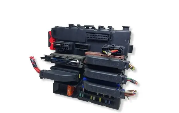 Opel Vectra C Fuse module 13125487KASAC 13125487