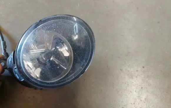 Volkswagen Touran I Front fog light 27128800