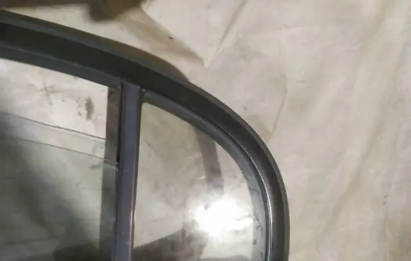 Honda Civic Rear vent window glass as2