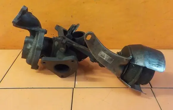 Mercedes-Benz Sprinter W906 Turbo A6510905380