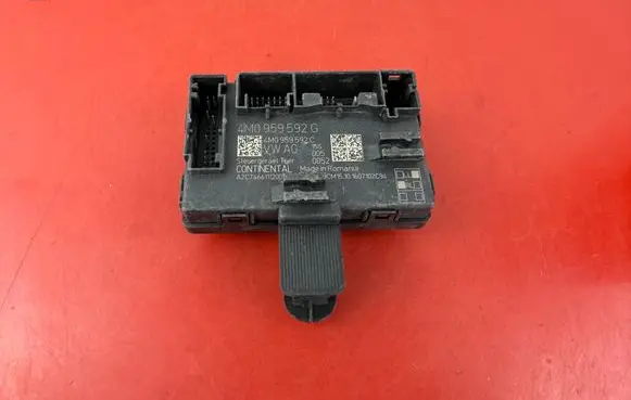 Audi Q7 4M Door control unit/module 4M0959592G
