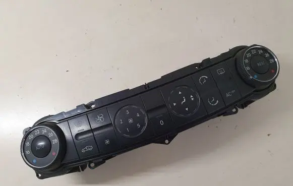 Mercedes-Benz E W211 Climate control unit 2118300385