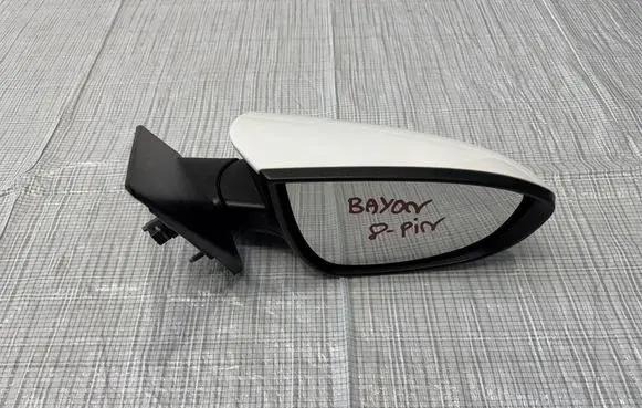 Hyundai Bayon Front door electric wing mirror 87627Q0070