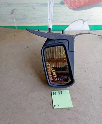 Citroen Xantia Manual wing mirror 568998656