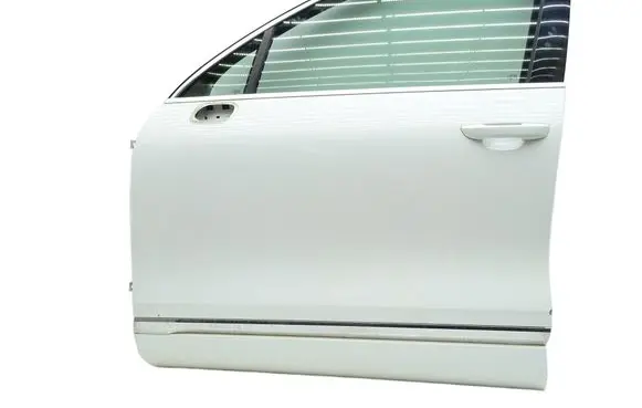 Volkswagen Touareg II Front door 7P0831311B 8K0959801B 7P6971162DJ
