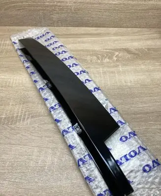 Volvo S80 Front door glass trim molding 30799055