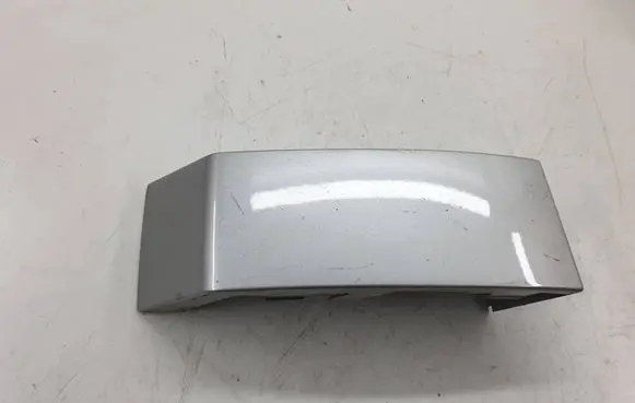 Volvo XC90 Rear/tail light trim molding 8620820 1125
