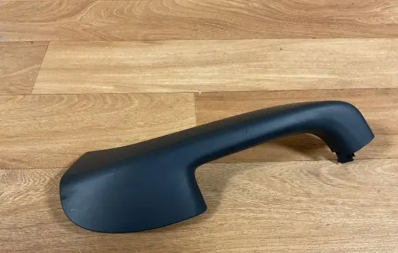Rear door exterior handle/bracket
