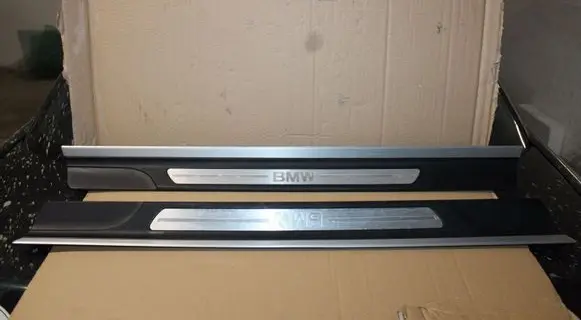 BMW 3 E46 sill trim set (inner) 8204114 8204113
