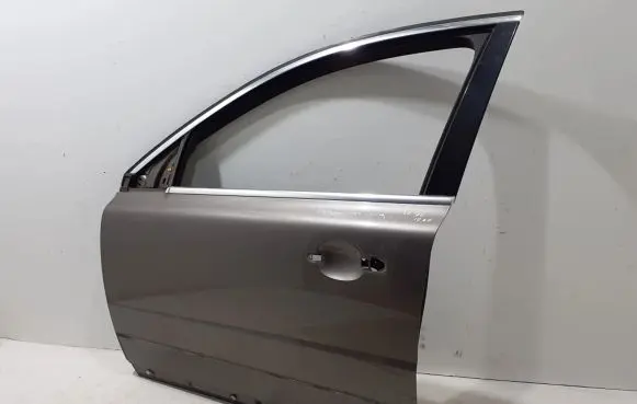 Volvo XC70 Front door 31218046