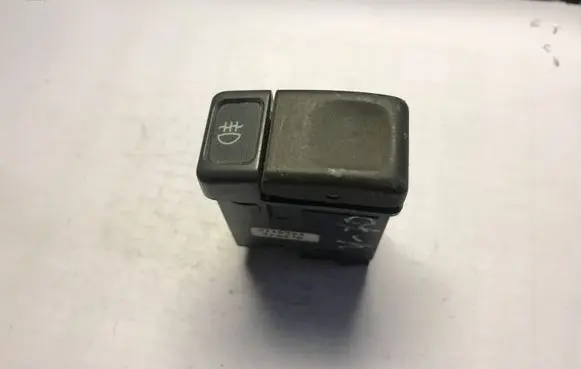 Fog light switch