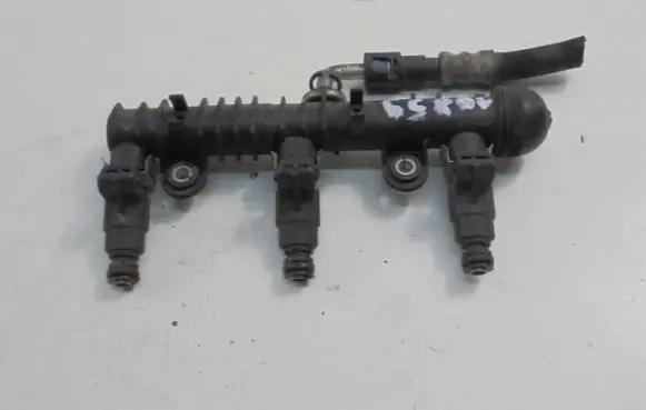Opel Corsa C Fuel main line pipe 0280151075