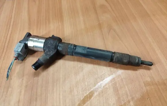 Mitsubishi ASX Fuel injector 1465A323 08M02430