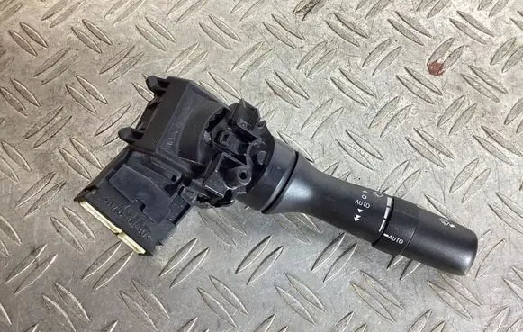 Lexus LS 460 - 600H Wiper control stalk 17F277 17F111