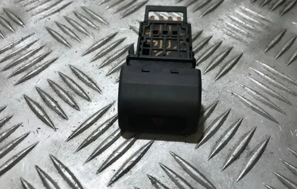 Nissan Almera N16 Hazard light switch niles06016