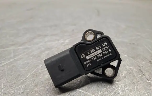Skoda Roomster (5J) Air pressure sensor 038906051B 0281002399