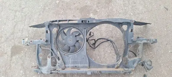 Volkswagen PASSAT B5.5 Radiator support slam panel 