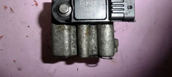 Renault Koleos I Air pressure sensor 8200598021