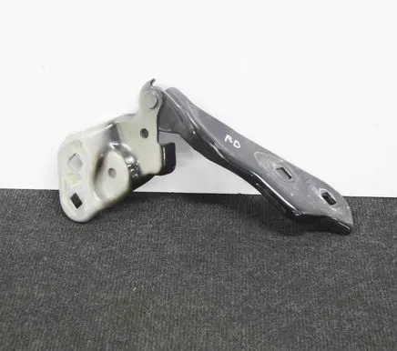 Engine bonnet/hood hinges