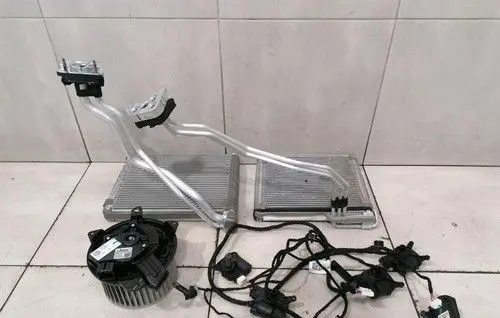 Tesla Model S Heater blower radiator